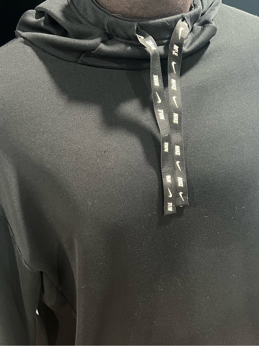 Women’s Nike Therma All Time Ribbon Draw Cord Pullover Hoodie Black Large - Picture 4 of 9